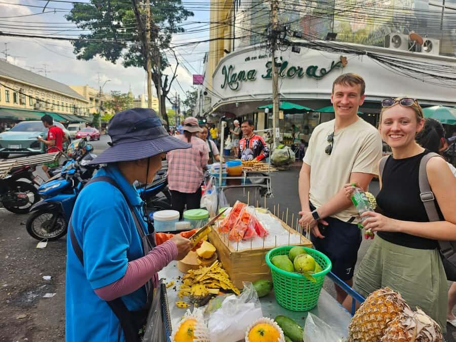 Bangkok: CHOB TUK TUK Ride + Canal Tour + Foods Tasting - Who Will Love This Tour?
