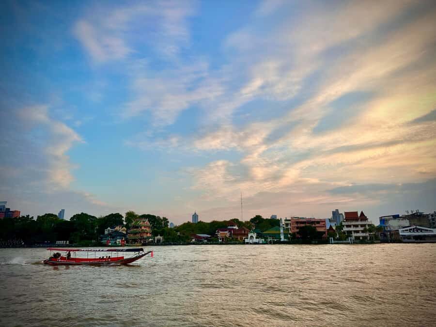 Bangkok: Flower Market, Heritage Short Tour with Thai Buffet - An In-Depth Look at the Tour