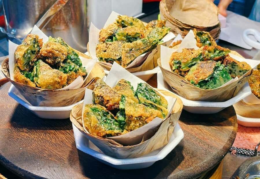 Bangkok: Golden Buddha & Chinatown Food Tour - Private - What Sets This Tour Apart?