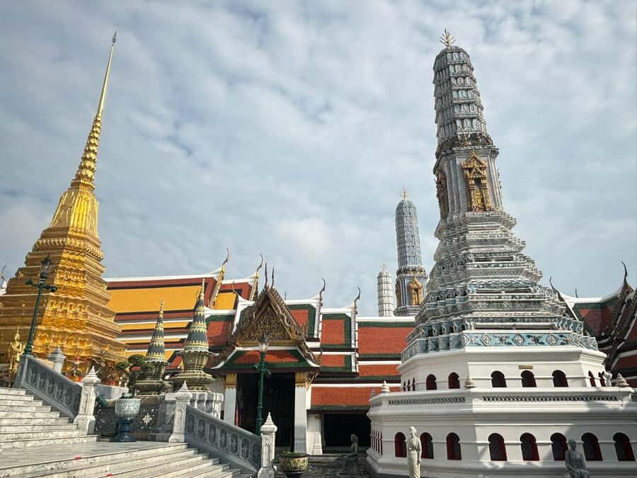 Bangkok: Grand Palace and Wat Phra Kaew Guided Walking Tour - The Overall Value of the Tour