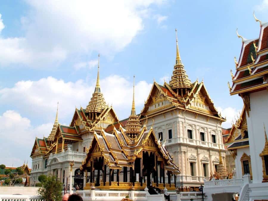 Bangkok: Grand Palace Wat Phrakaew Wat Pho Khon Show - The Practicalities: Transport, Timing, and Tips