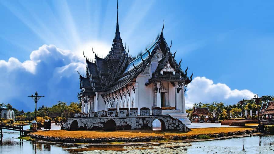 BANGKOK : Highlights Tour with Museum Park & Rural Temple - The Itinerary