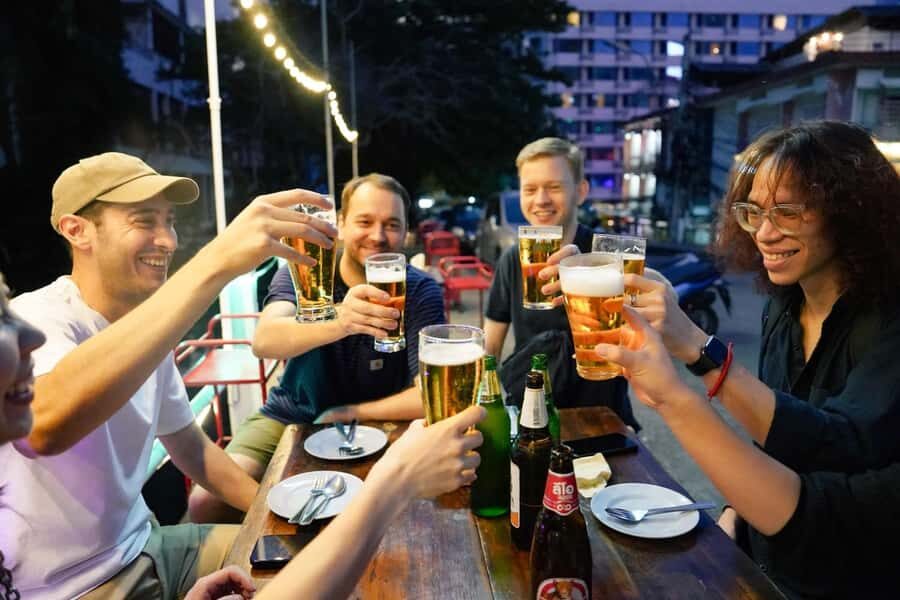 Bangkok: Khao San Road Pub Crawl with Free Shots & Entry - Practical Details and Tips