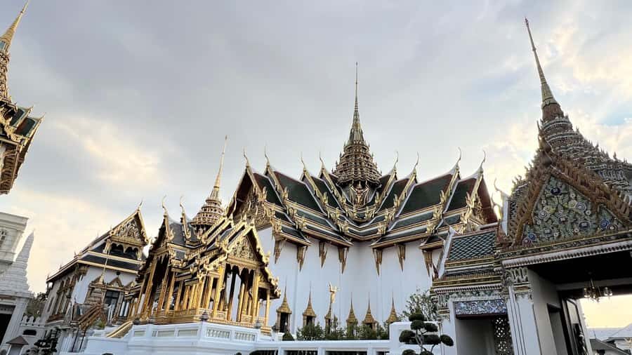 Bangkok: Kid On Tour Grand Palace and Emerald Buddha - Who Will Love This Tour?