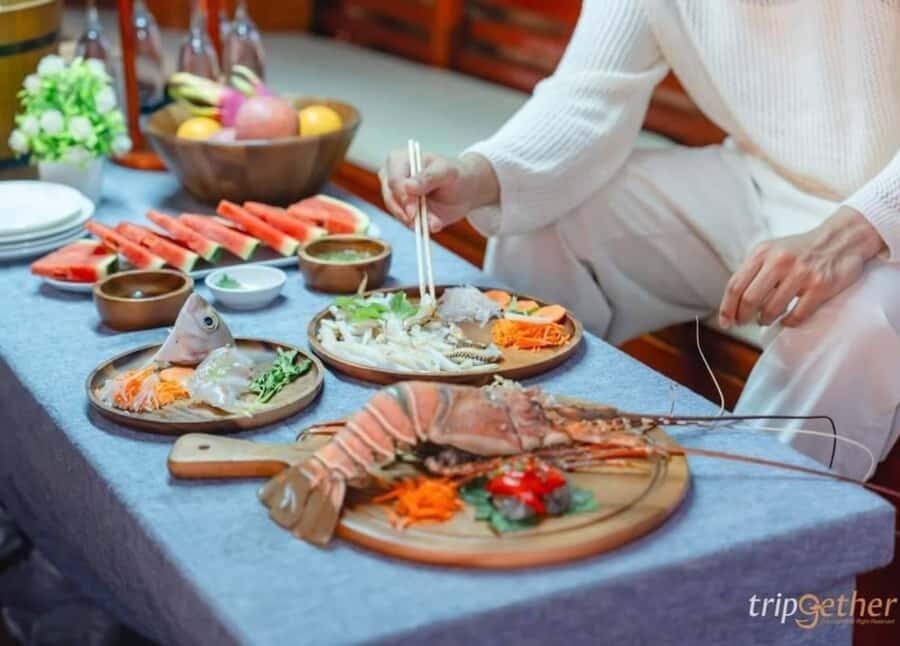 Bangkok: Koh Larn & Koh Sak Private Boat Tour with Lunch - What to Expect on the Tour