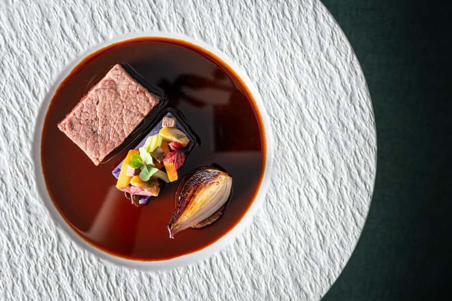 Bangkok: Mia (One Michelin Star) Dinner and Drink Voucher - The Ambiance and Setting