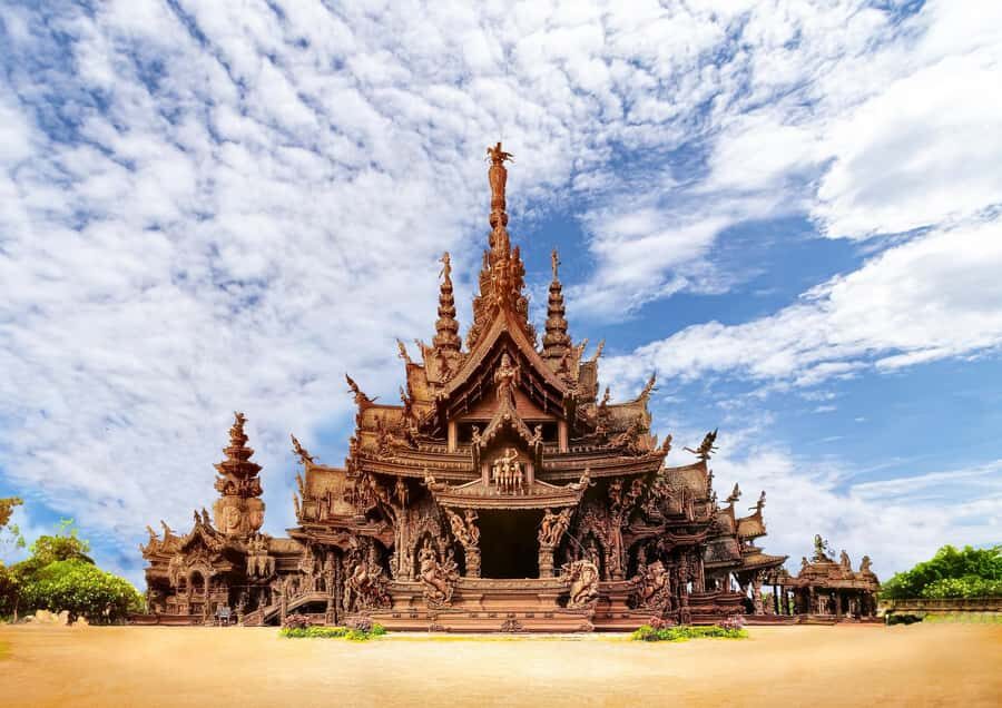 Bangkok & Pattaya Pickup: Evening Sanctuary & Alcazar Show - Who Is This Tour Best For?