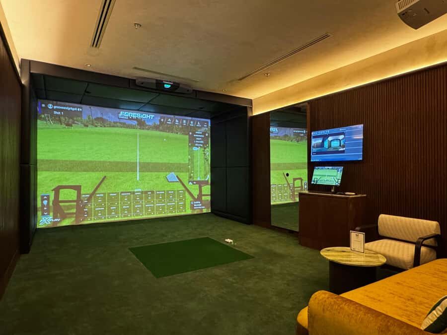 Bangkok: Premium Indoor Golf Simulator Experience - The Practical Side: Booking, Location, and Accessibility