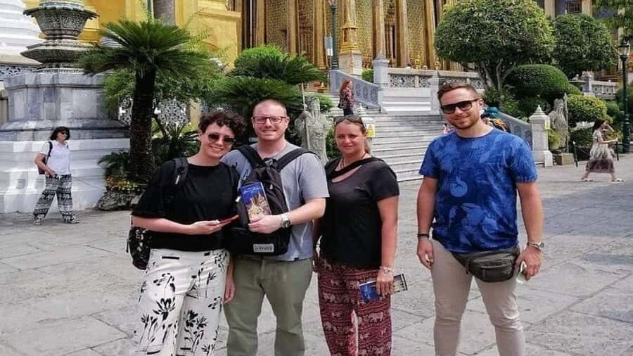Bangkok: Private custom tour with a local guide - What Makes This Tour Stand Out