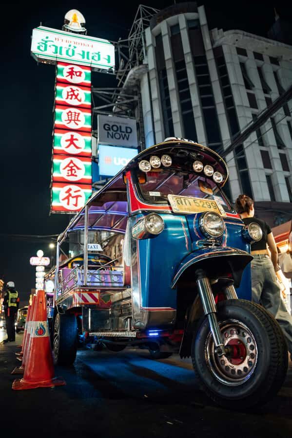 Bangkok: Private Tuk-Tuk Night Tour with Live Tour Guide - A Deep Dive into the Experience