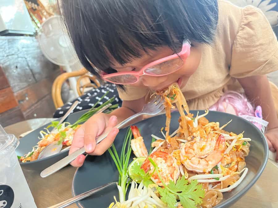 Bangkok: Railway Market, Floating Market, and Boat Tour - What Makes This Tour Stand Out