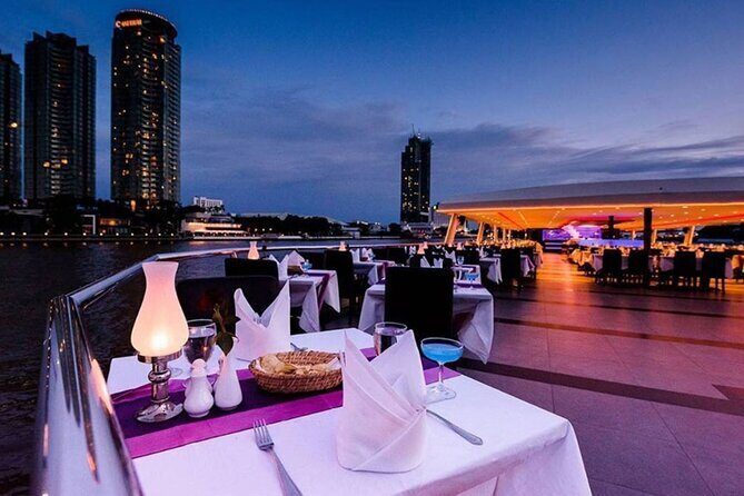 Bangkok Sunset Chao Phraya Princess Cruise with Buffet - The Food: International Buffet with Thai Flavors