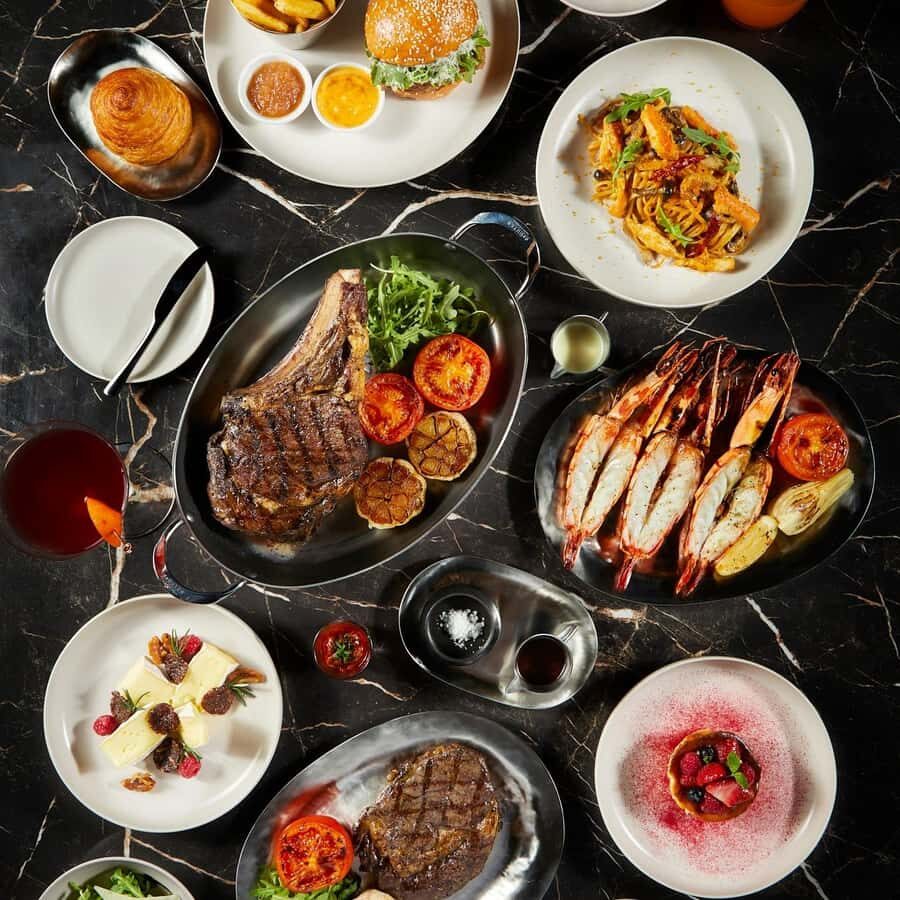 Bangkok : The Crystal Grill House at Asiatique F&B - The Dining Experience in Detail