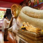 Bangkok: Traditional House, Floating & Maeklong Train Market - The Experience of Authenticity and Scenic Views