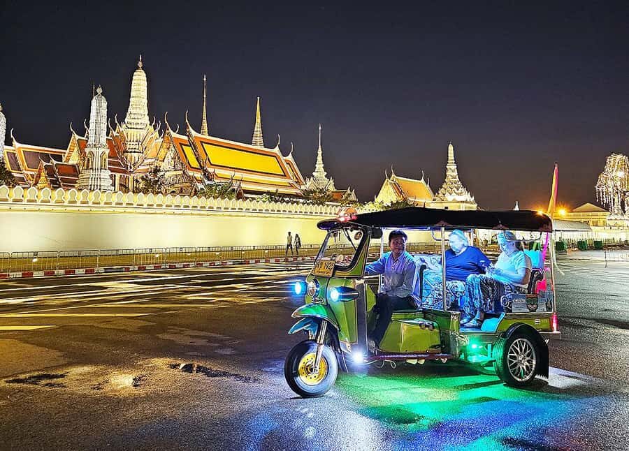 Bangkok : TUK TUK Twilight Cultures Market and Food Taste - What Makes This Tour Truly Valuable