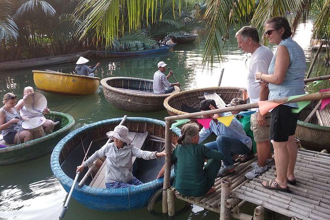 Basket boat, sightseeing, bamboo class - Exploring the Itinerary