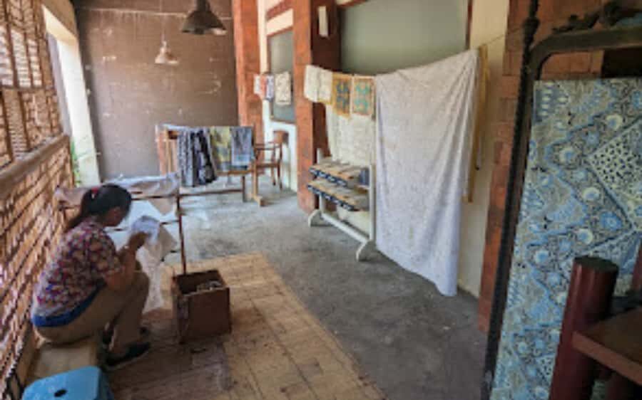 Batik Through the Eyes of a Local Balinese Family - Realistic Expectations and Practical Details