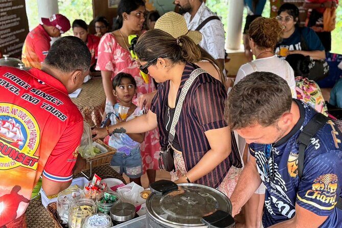 Beat the Rush Early Bird 7 Island & Railay Longtail Boat Tour - Detailed Breakdown of the Itinerary