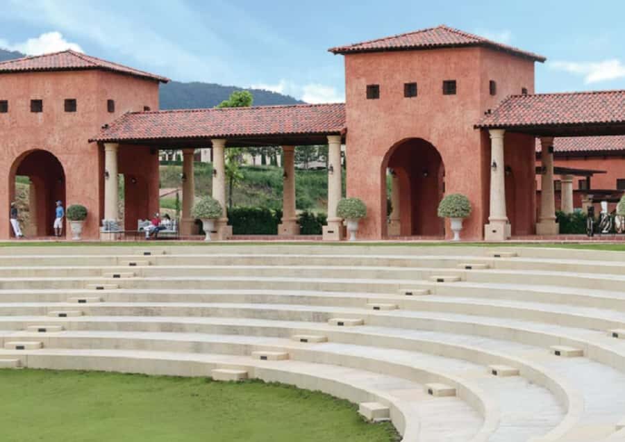 Beginner-Friendly Golf Experiences in Khaoyai - What You Can Expect: The Learning Process