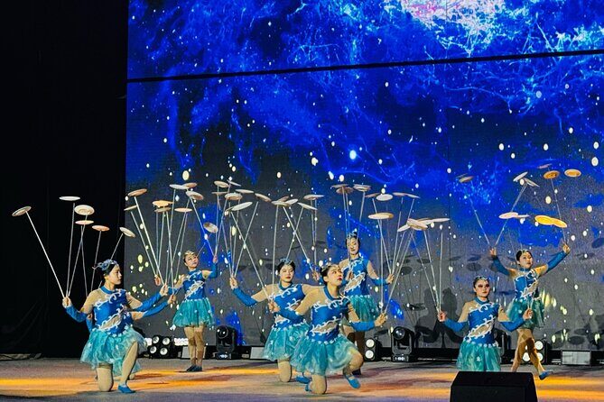 Beijing Acrobatics Show Tickets at Qinle Palace - The Itinerary in Detail