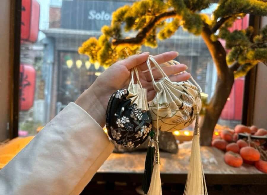 Beijing: Artistic Sachet Making Workshop with Artist - What We Loved About the Workshop