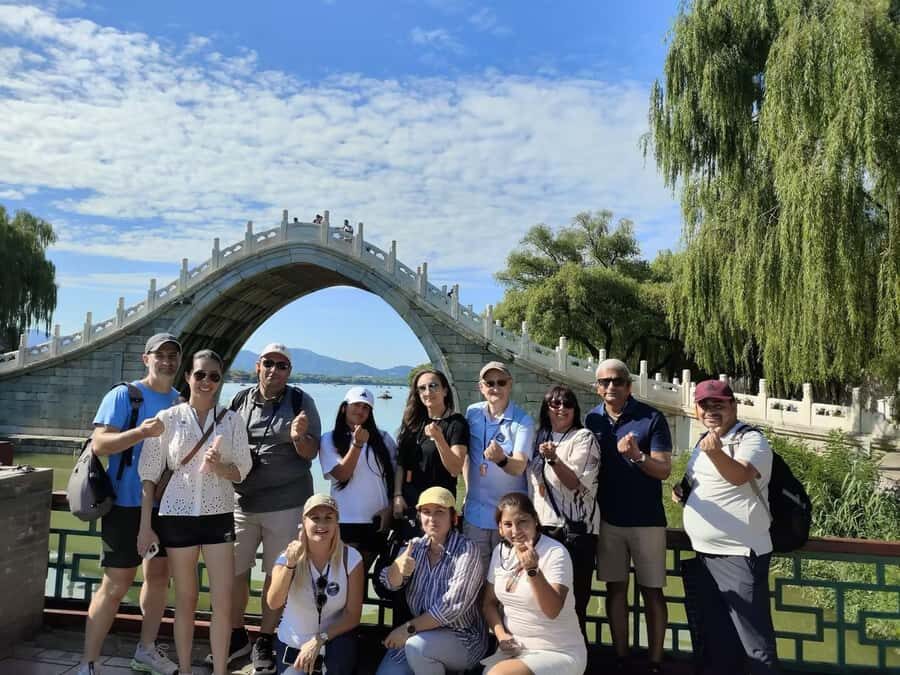 Beijing: Mutianyu Great Wall & Summer Palace Scenic Bus Tour - Practical Details and Tips