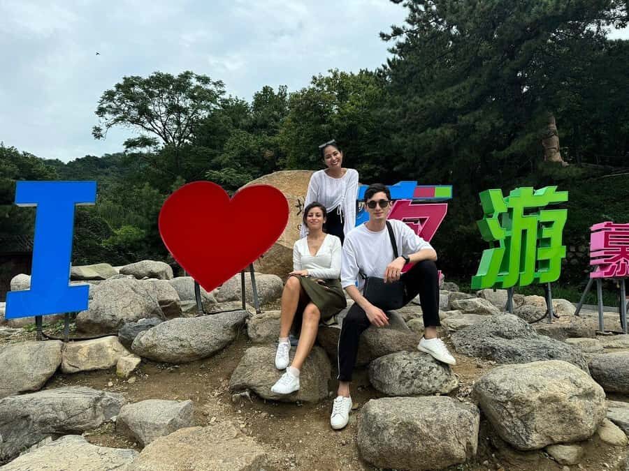 Beijing: Mutianyu Great Wall Tour with Lunch & Transfer - What to Expect: A Deep Dive into the Day