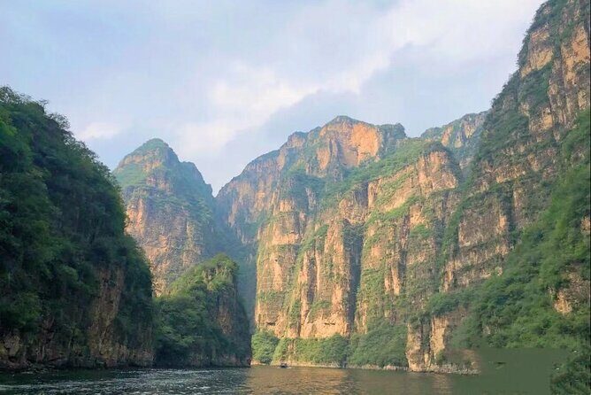 Beijing Outskirts Tour to Long Qing Gorge (cruise) and Ding Tomb - A Detailed Look at the Experience