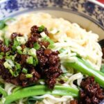 Beijing Private Food Walking Tour in Houhai Lake and Nanluoguxiang Hutong - Authentic Experiences and Hidden Gems