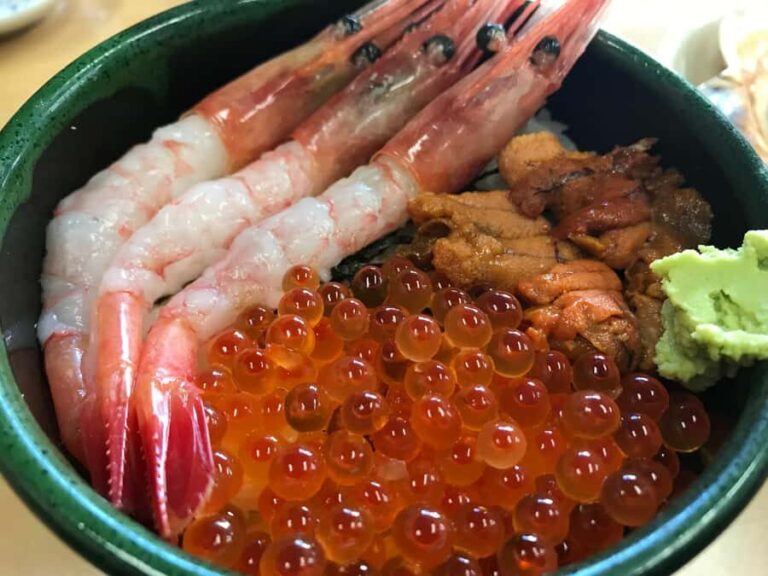 Bespoke Kanazawa Private Night Tour: Local Food & Secrets - The Allure of Kanazawa After Dark