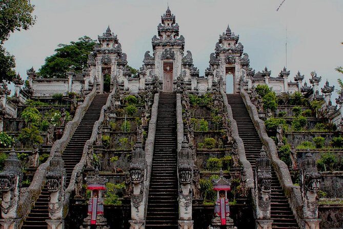 Best Capturing Moments in Bali : East Bali Tour - Transportation and Practicalities