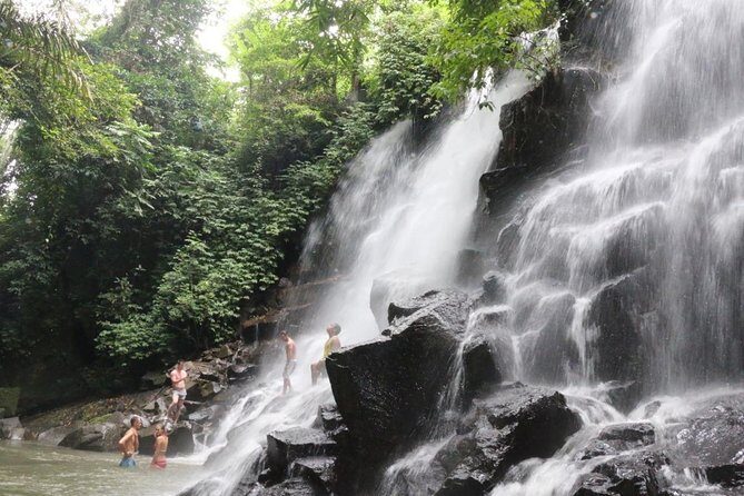 Best Tour with Kanto Lampo Waterfall & Lempuyang Temple - Authentic Experiences & Review Insights
