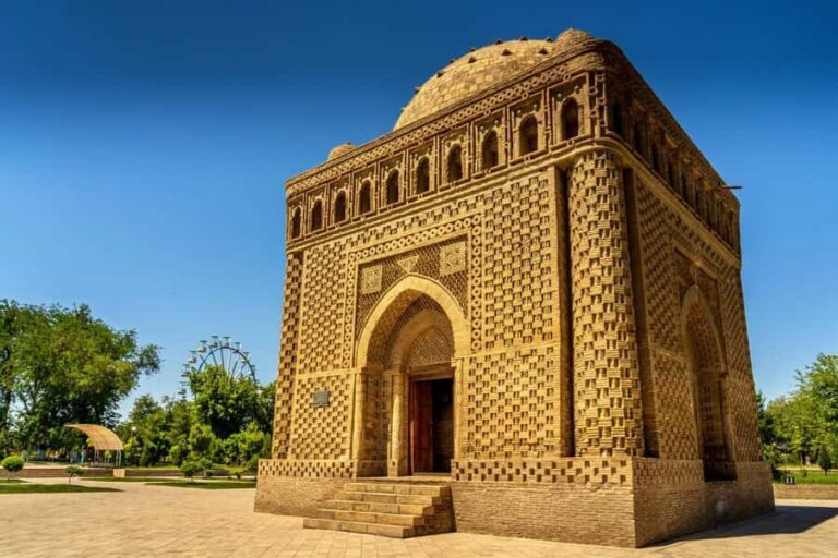 Beyond the Walls: Countryside Tour with Transport and Lunch - Starting Point: Personalized Pickup and Scenic Drive