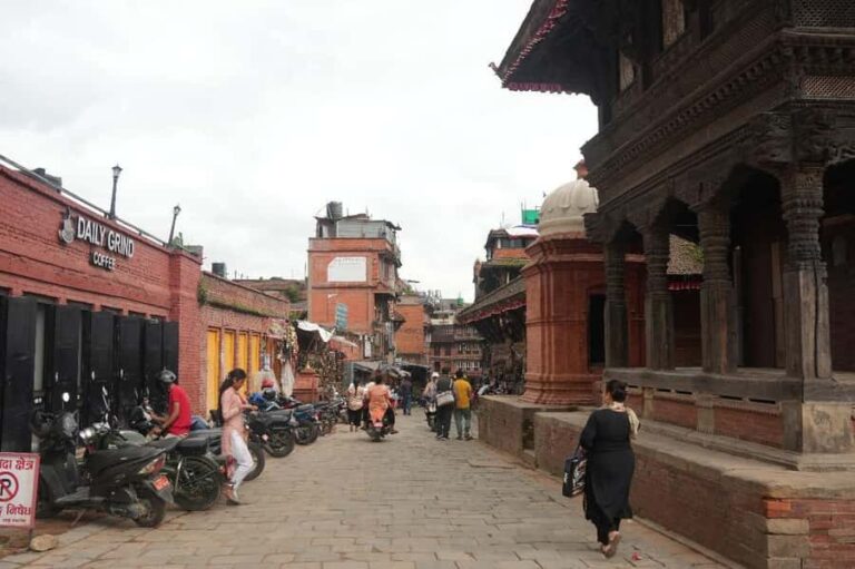 Bhaktapur: Visit 3+ Ponds, Durbarsquare & 5+ Food Testing - In-Depth Look at the Itinerary