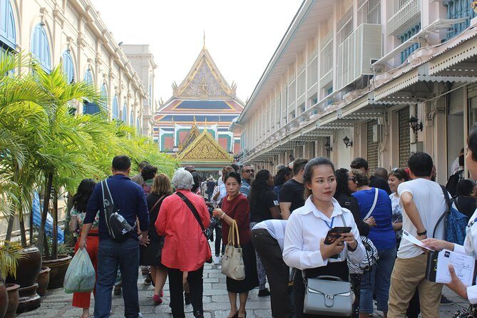 BKK Cultural Exploration Guided Trip & Thai Classic Cabaret Show - Why This Tour Works Well for Travelers