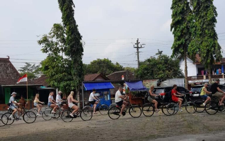 Borobudur: Guided Countryside Cycling Tour with Tastings - Detailed Breakdown of the Itinerary