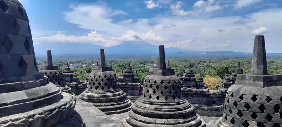 Borobudur Private Tour From Semarang Port (Climb to the Top) - Why This Tour Works