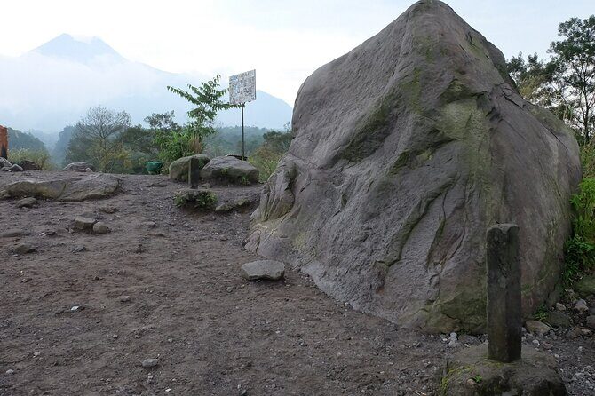 Borobudur Sunrise from Punthuk Setumbu, Unique Chicken church & Merapi Volcano - A Closer Look at the Itinerary