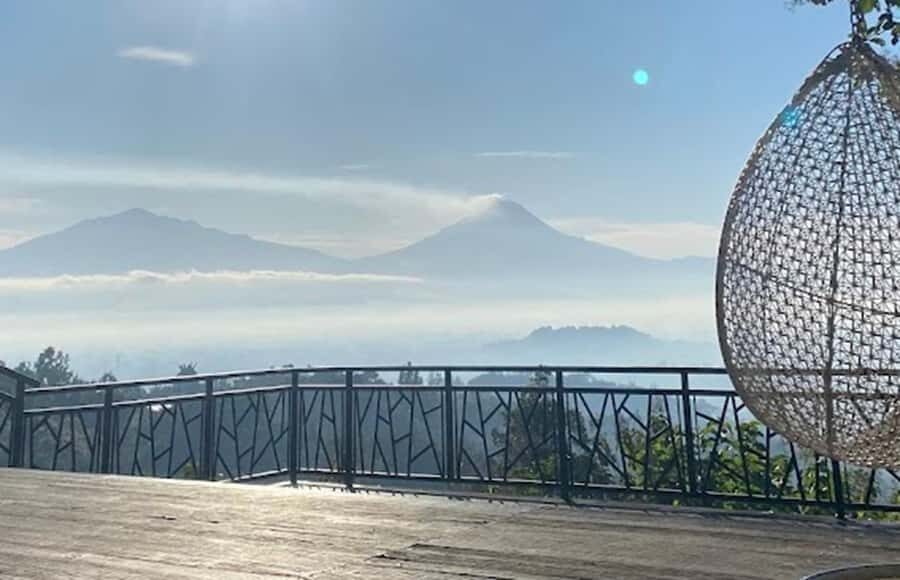 Borobudur Sunrise in stumbu hill, Borobudur, & Mendut temple - Discovering the Experience