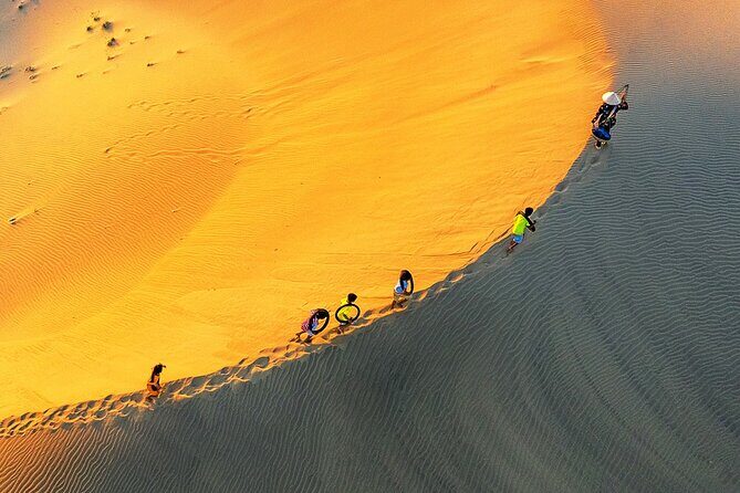 Breathtaking Mui Ne Sand Dunes Jeep Tour with Lovely Local Guide - Who This Tour Is Perfect For