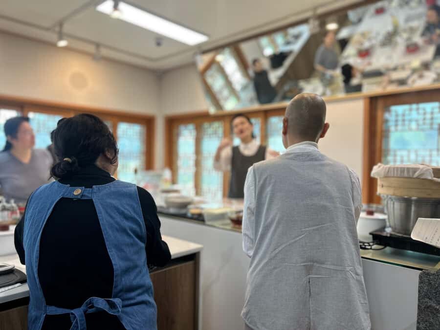 Busan: Beomeosa Temple Tour with Meal and Hike Option - The Itinerary in Detail