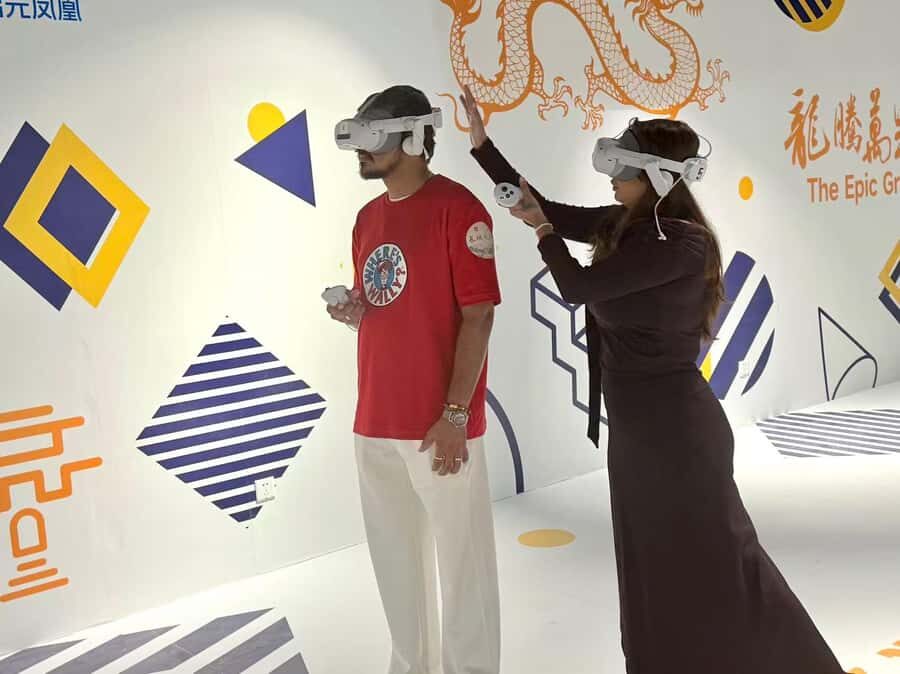 BusDa:Mutianyu Great Wall Day Tour+XR Time Travel Experience - Key Points