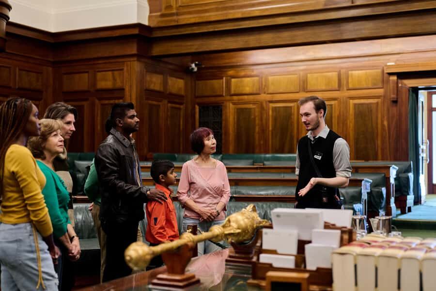 Canberra: Old Parliament House 'Walk Through History' Tour - Authentic Insights from Reviewers