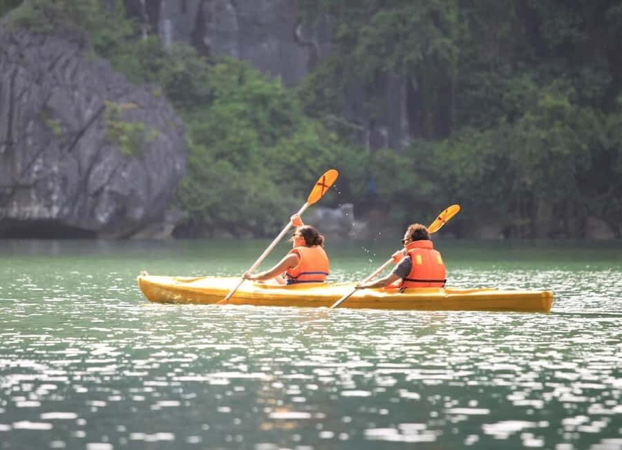Cat Ba Island - Lan Ha Bay Sunset Tour: Kayak and Swim - A Deep Dive into the Experience