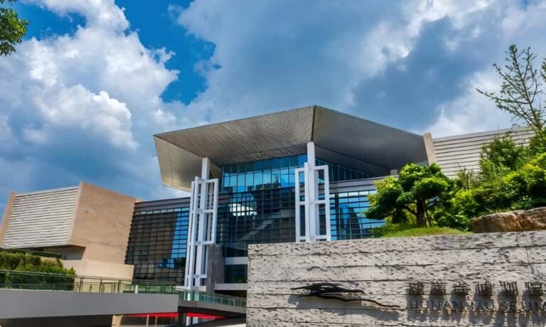 Changsha: Orange Island, Yuelu Mountain & Museum Tour - A Detailed Look at the Changsha Tour Experience