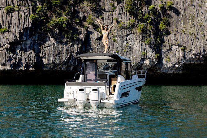 Charter Yacht 3-hour: Enjoy the Breathtaking Sunset on Halong Bay - Practical Details and What to Expect