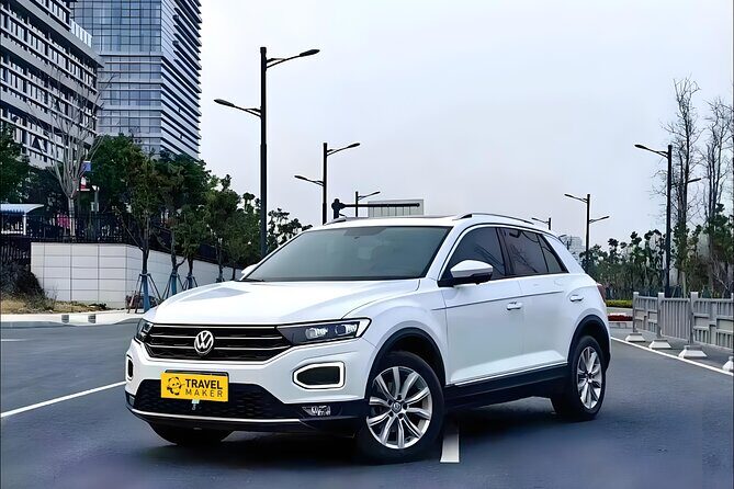 Chengdu Airport Private Transfer With English Speaking Driver - Meet & Greet: The First Impression