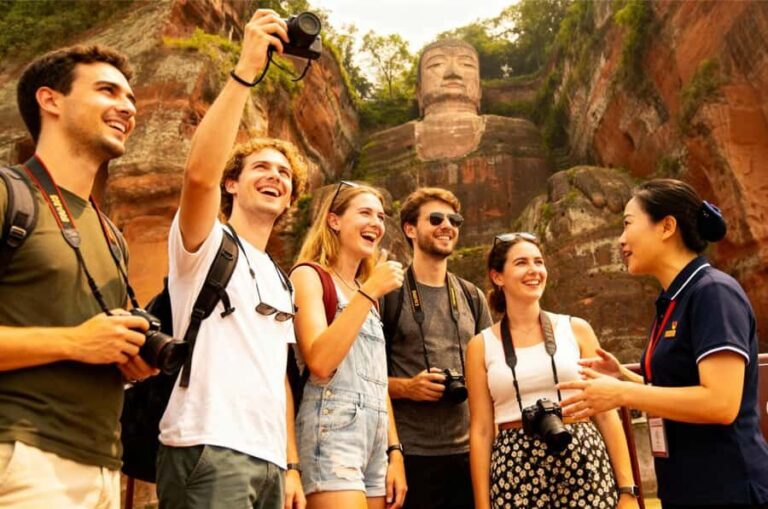 Chengdu: Leshan Giant Buddha and Kuanzhai Alley Day Tour - The Itinerary in Detail