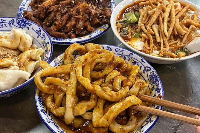 Chengdu Private Half-Day tour with City Highlights & Hidden Eats - Who Will Love This Tour?