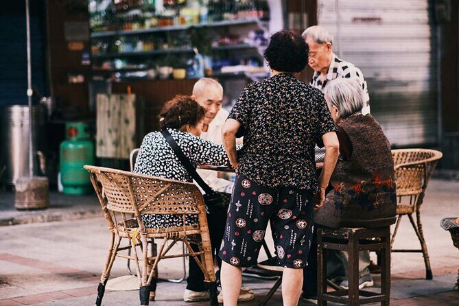 Chengdu's Local Fun & Cultural Tour (English/Chinese) - The Experience in Detail